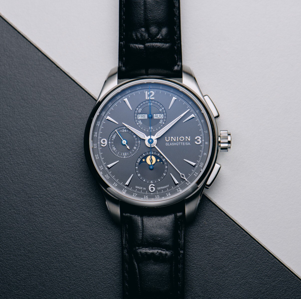 Belisar Chronograph Moon Phase