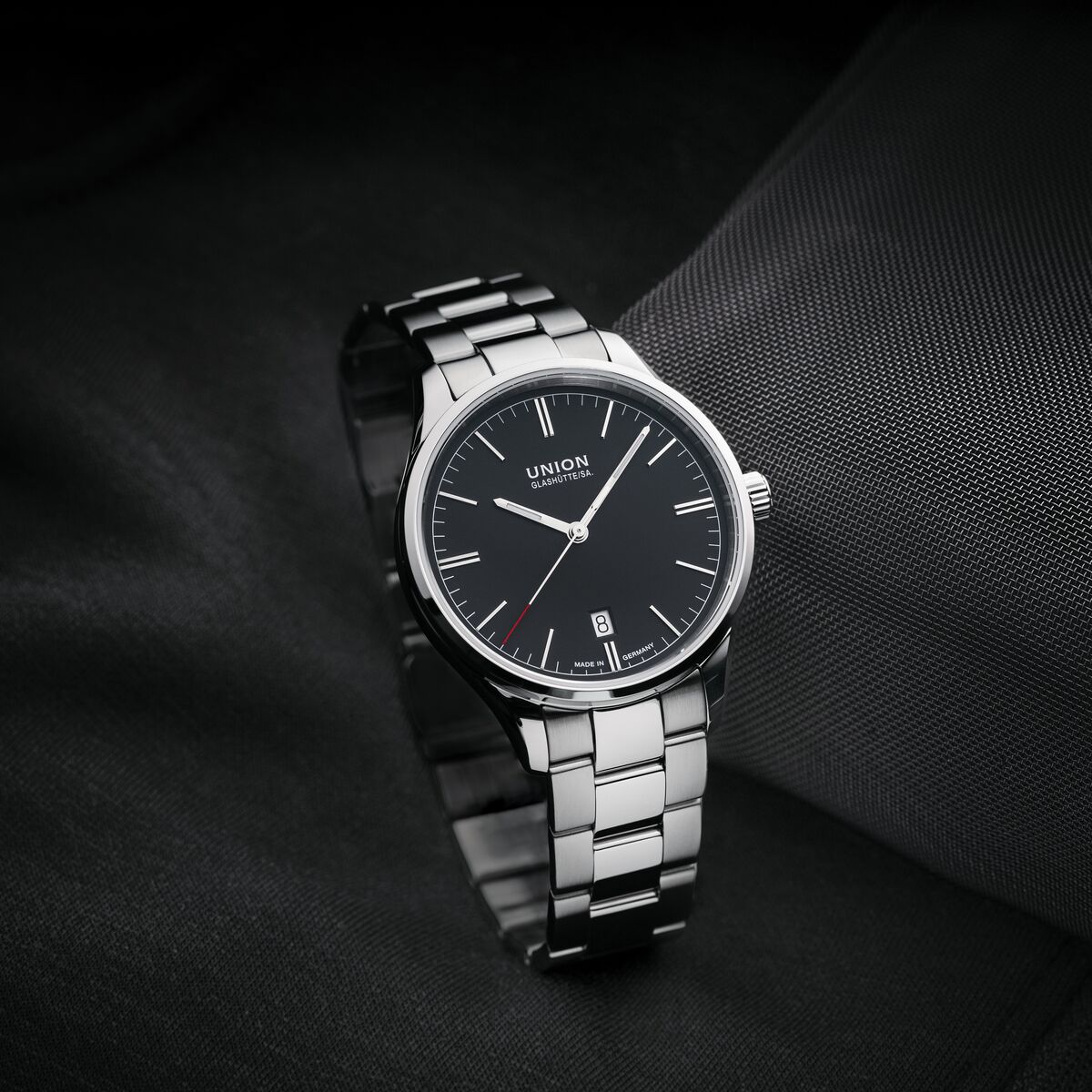 Viro Date 39 mm