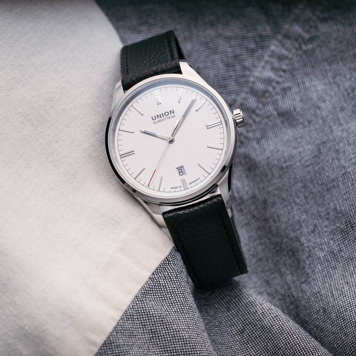 Viro Date 39 mm