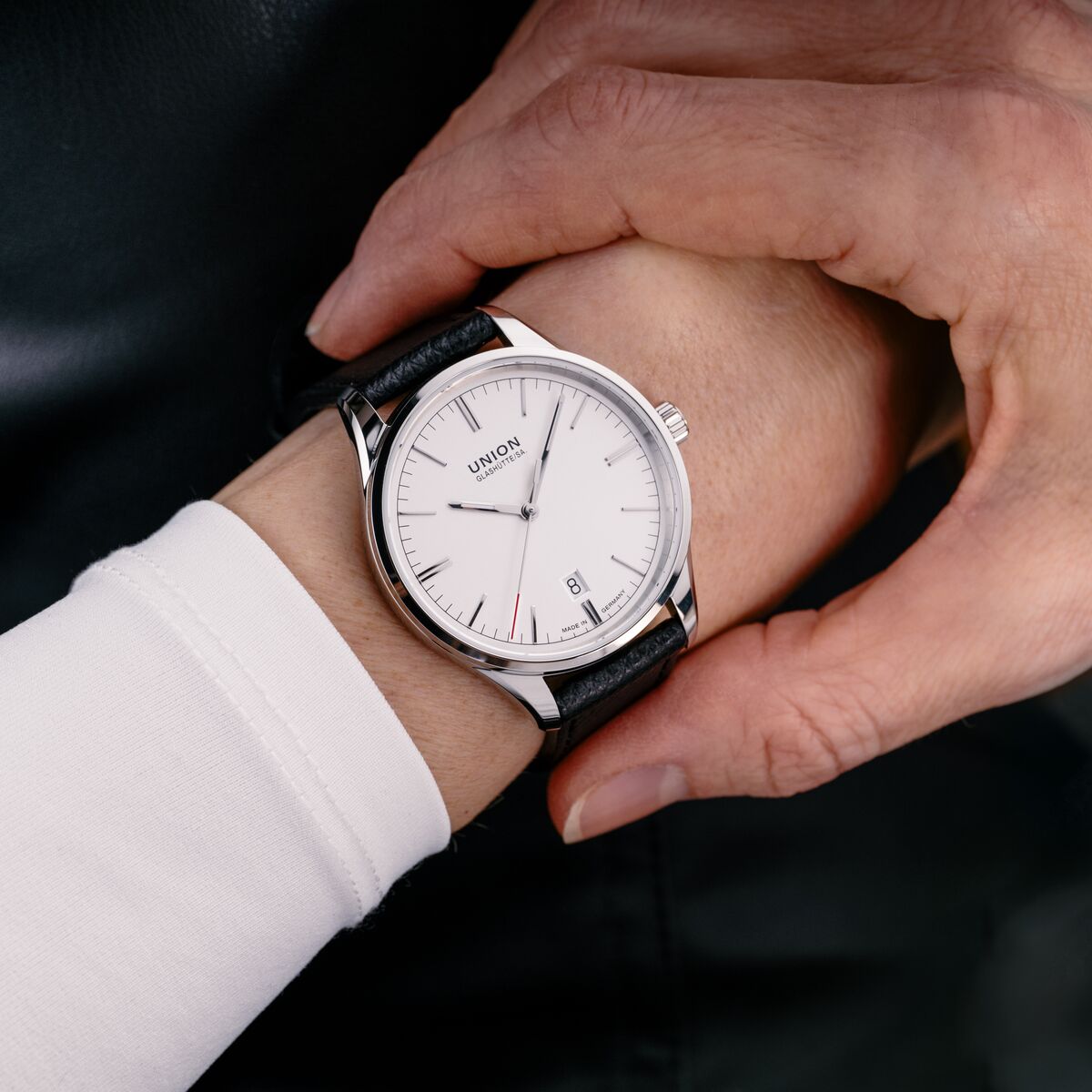 Viro Date 39 mm
